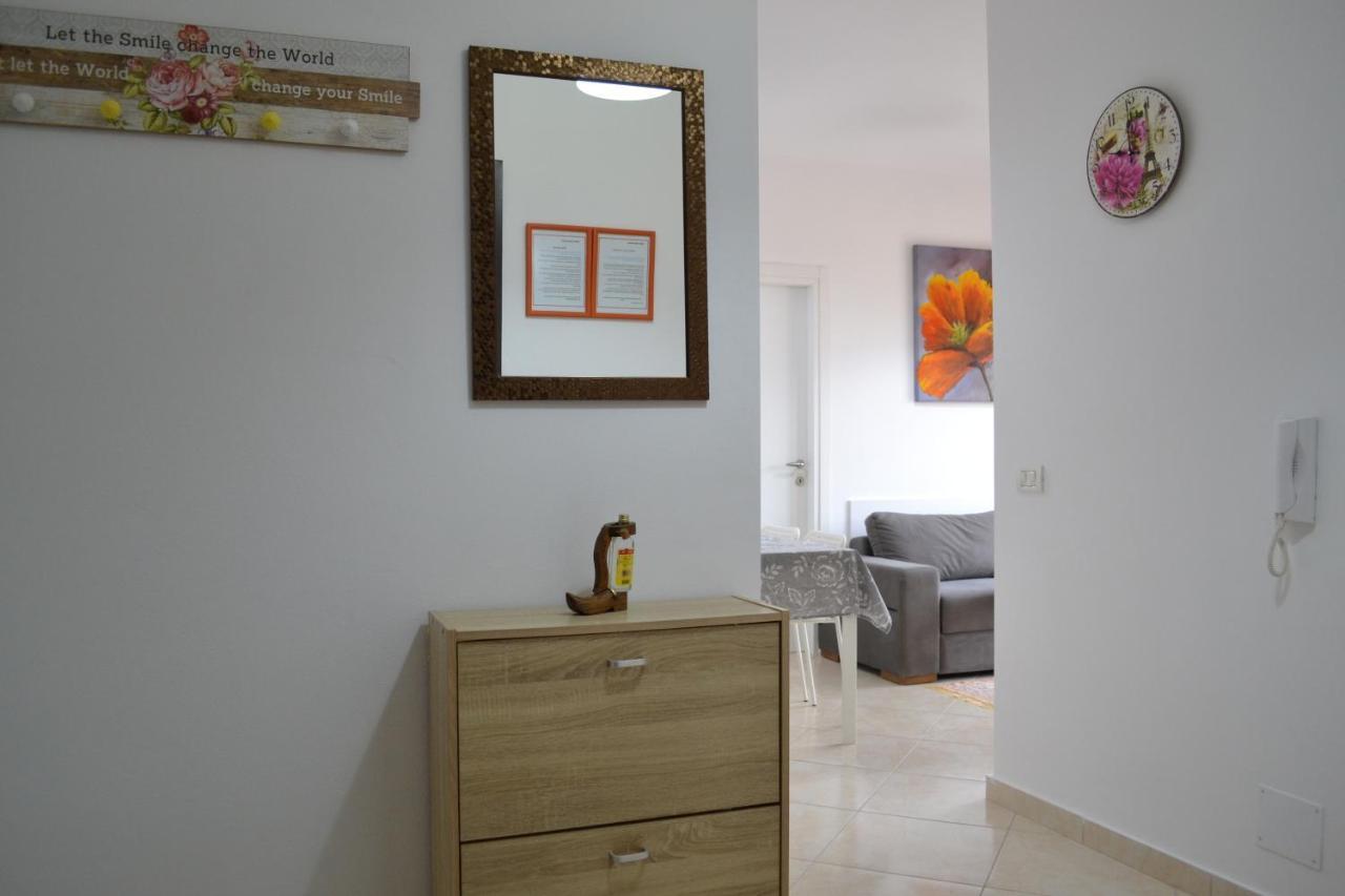 Flowers & Green 2 Bedrooms Apartment & Box Garage Влёра Экстерьер фото