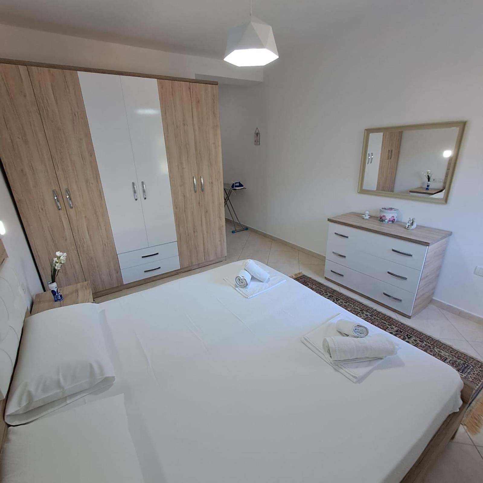 Flowers & Green 2 Bedrooms Apartment & Box Garage Влёра Экстерьер фото